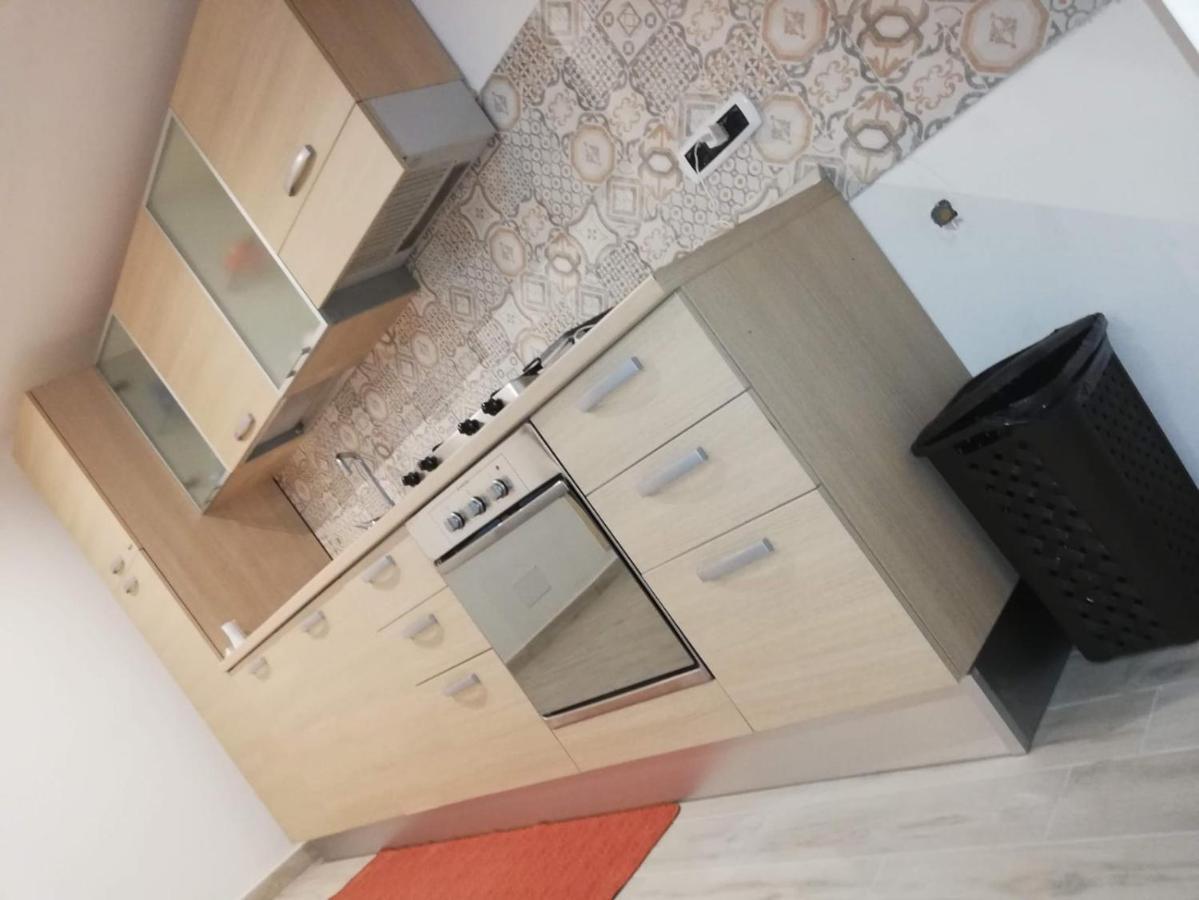 Yume House Apartment Bari Luaran gambar