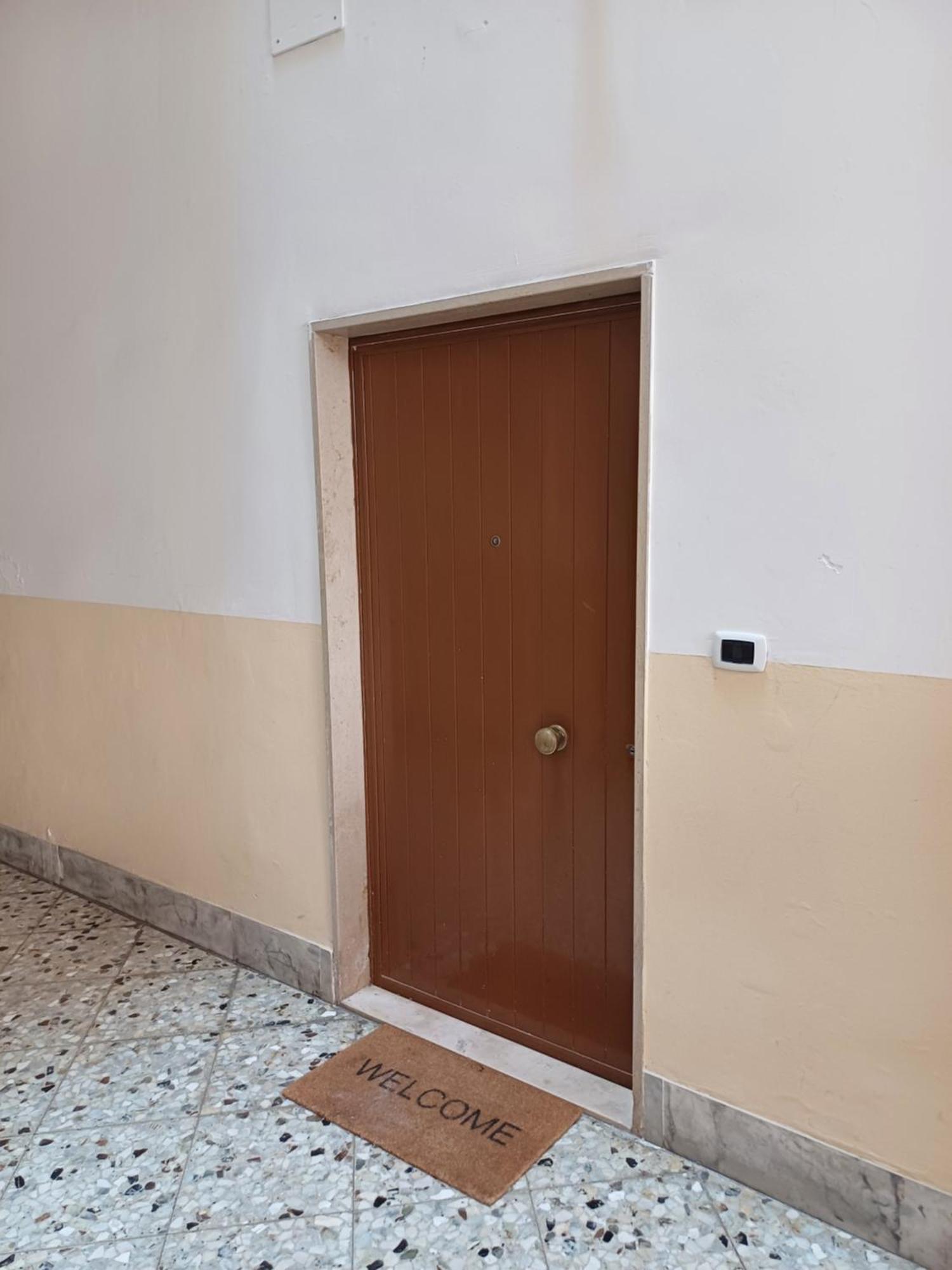 Yume House Apartment Bari Luaran gambar